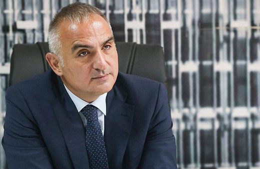 Bakan Mehmet Nuri Ersoy, Kenan Işık'ın eşi Beril Işık'ı telefonla aradı