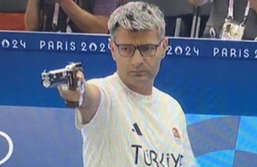 Yok böyle bir atış! Yusuf Dikeç rahatlığıyla olimpiyata damga vurdu, tüm dünya onu konuşuyor