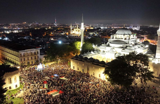 İstanbul'da  'Haniye' suikastına yürüyüşlü protesto!