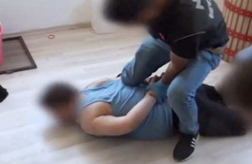 İstanbul ve Yalova'da "Narkoçelik-30" operasyonu! 1,5 ton metamfetamin ele geçirildi