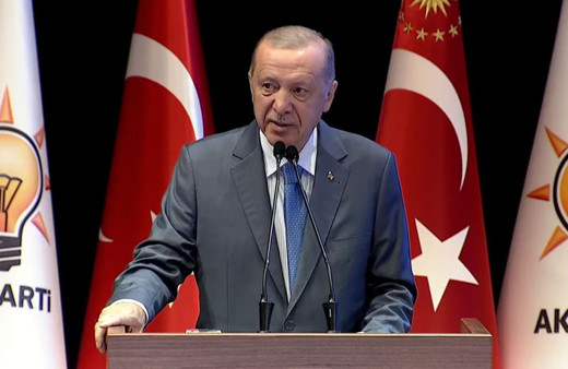 Cumhurbaşkanı Erdoğan'dan Instagram yasağıyla ilgili önemli açıklamalar