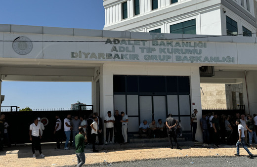 Hani İlçe Milli Eğitim Müdürü Zeki Kaya hayatını kaybetti