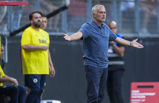 Lille yenilgisi sonrası Mourinho: Bunu söylemeyi sevmiyorum ama Fred'i özlüyorum