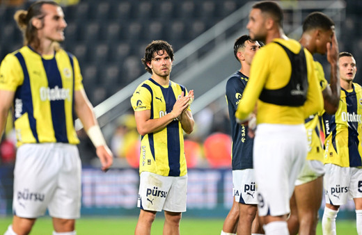 Fenerbahçe'den Ferdi Kadıoğlu açıklaması! Maç sonu tribünleri selamlamıştı