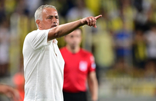 Fenerbahçe, UEFA Şampiyonlar Ligi'nde play-off turu için sahaya çıkacak