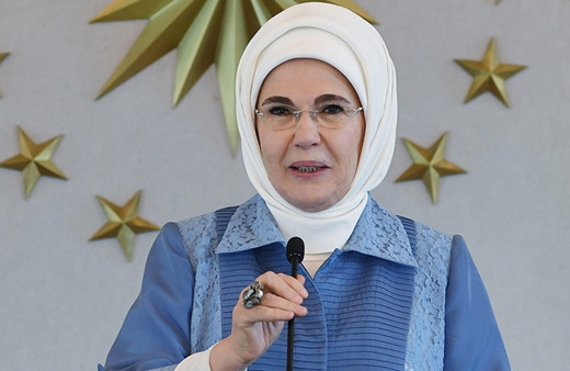 Emine Erdoğan, AK Parti'nin 23. yaşını kutladı