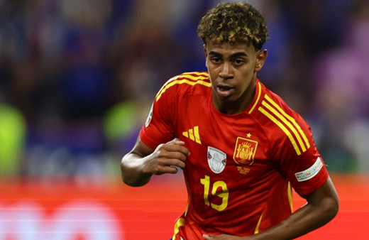 Lamine Yamal'ın babası Mounir Nasraoui'ye bıçaklı saldırı