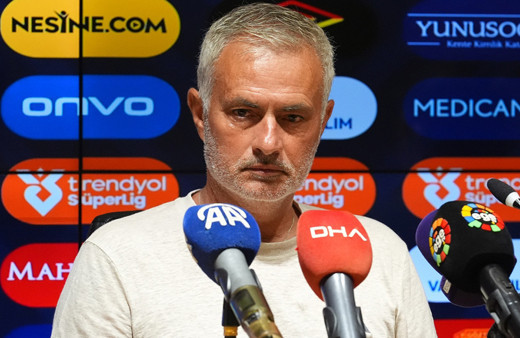 Fenerbahçe teknik direktörü Jose Mourinho: Ben sihirbaz değilim sadece tecrübeliyim