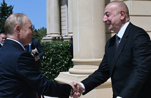 Putin ve Aliyev, Bakü'de görüştü