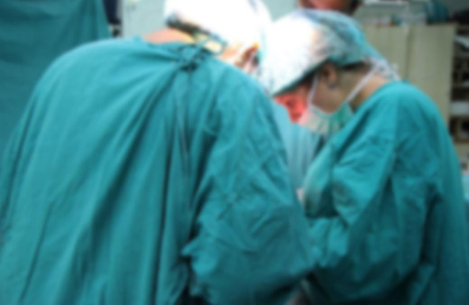 Karın ağrısı ile hastaneye gitti! Genç kızın midesinden çıkan doktorları da şoke etti