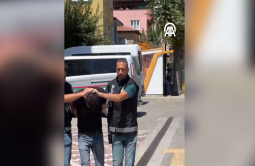 Manisa'da sokakta eşini darp etmişti! Yeni gelişme