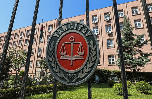 Eşiyle ilgili bilgiyi öğrenince boşanmak istedi! Yargıtay, o kocayı haklı buldu