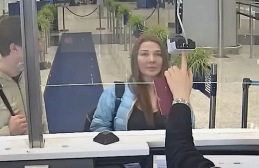 Eylem Tok ve oğlu 'şeytan Amerika'ya takıldı 'Reza Sarraf 300 yıl yatacak' deniyordu