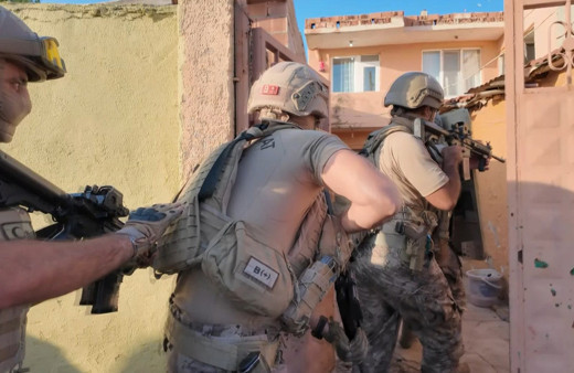 Kırklareli'nde uyuşturucu operasyonu: 14 şüpheli yakalandı