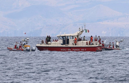 Dolar milyarderinin kızının cesedi batık tekneden çıkarıldı