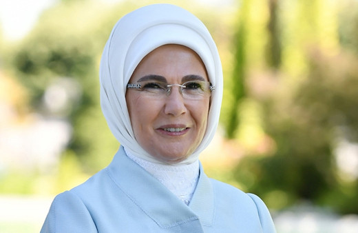 Emine Erdoğan, Malazgirt Zaferi'nin 953. yıl dönümünü kutladı