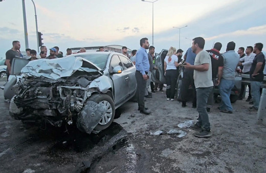 Aksaray'da feci kaza! 2'si ağır 4 kişi yaralandı