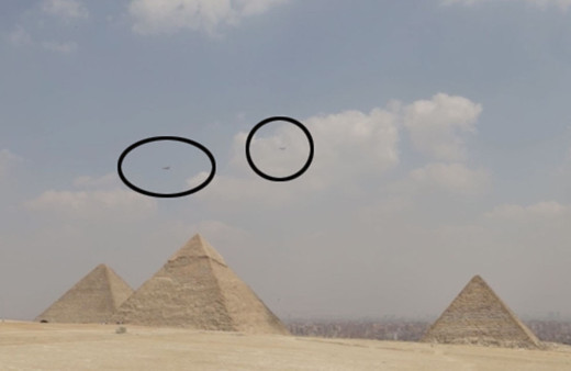 HÜRJET, Mısır piramitleri üzerinde gösteri uçuşu yaptı