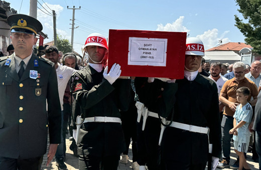 Şehit Piyade Binbaşı Osman Ayan, memleketi Isparta'da son yolculuğuna uğurlandı