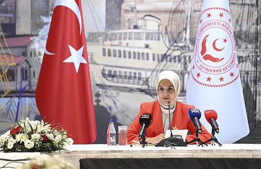 Bakanlar  Mahinur Özdemir Göktaş ve Yılmaz Tunç, Narin Güran'ın kabrini ziyaret edecek