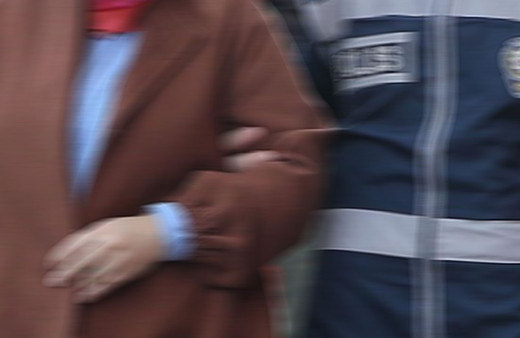 Ordu'da üvey babaanne 2 yaşındaki çocuğu balkondan attı