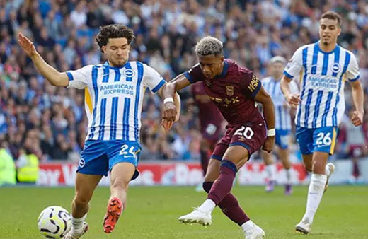 Milli futbolcu Ferdi Kadıoğlu, Brighton'da ilk maçına çıktı