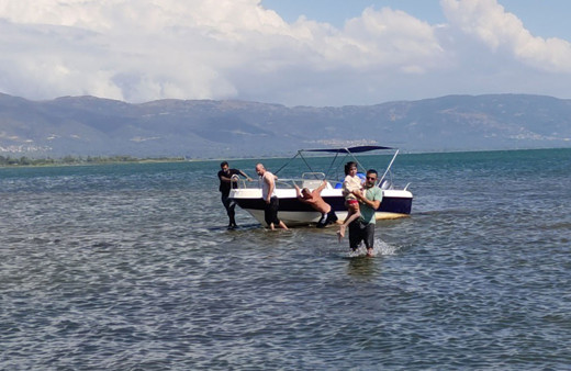 İznik Gölü'nde pikniğe giden aile korku dolu anlar yaşadı
