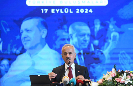 Bakan Uraloğlu:  Samsun-Kırıkkale Hızlı Tren Hattı'na 2025'te start verilecek