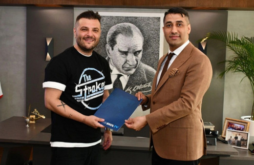 Candaş Tolga Işık'ın yeni adresi Ekol TV!