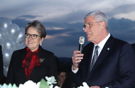 Meral Akşener ve Müsavat Dervişoğlu nikah şahitliğinde buluştu