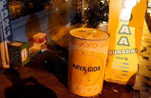 Ümraniye'de yakalanan zanlı yaşanan arbedede silahla ateş ederek polisi şehit etti