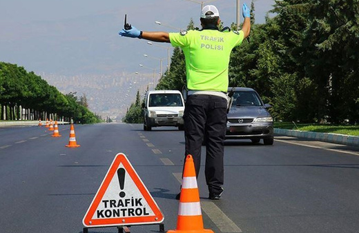 Ankara'da polisin "dur" ihtarına uymayan şüpheli etkisiz hale getirildi