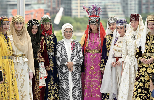 Emine Erdoğan, New York'ta geleneksel köklü Türk çeyiz geleneğini dünyaya tanıttı