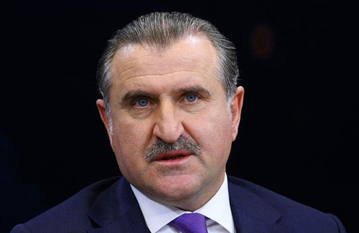 Gençlik ve Spor Bakanı Osman Aşkın Bak'tan Serhat Akın'a geçmiş olsun mesajı