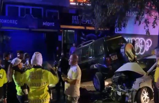  Beşiktaş’ta zincirleme trafik kazası