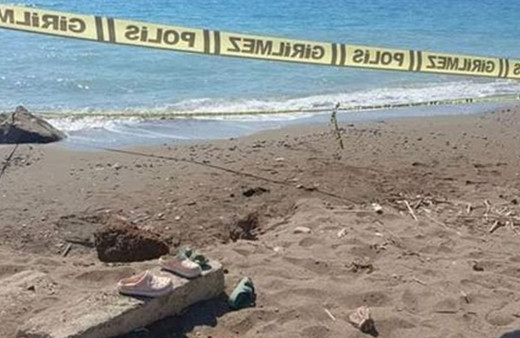 Antalya'da plajda iki çocuğun başına gelen korkunç!