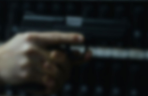 Aydın'da boşandığı eşi tarafından tabancayla vurulan kadın öldü