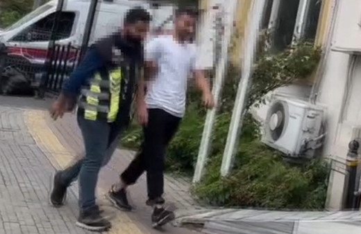 İstanbul'da trafikte makas atarak ilerleyen sürücüye para cezası