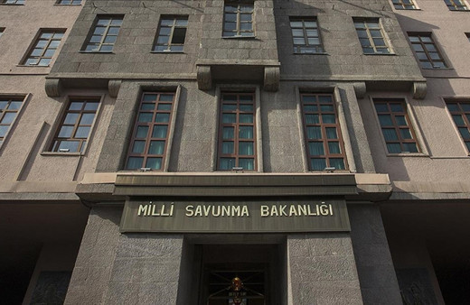 Emekli astsubaylardan "tazminat" eylemi