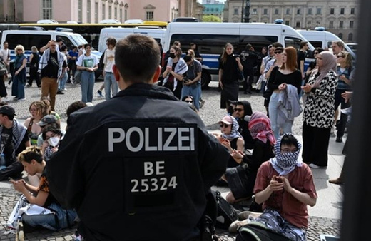 Frankfurt'ta Filistin'e destek gösterisi yasaklandı