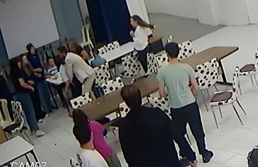 Kütahya'da okul müdürü öğrencinin hayatını kurtardı