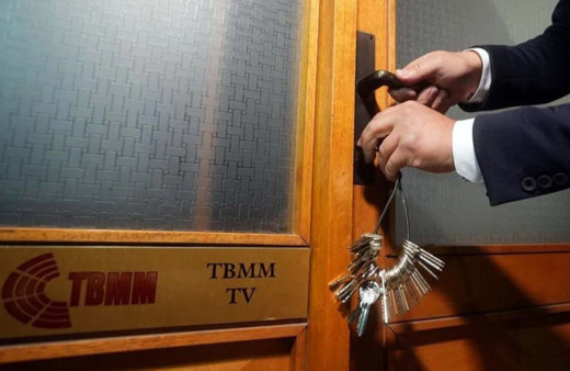 Meclis'te gizli oturum! Kapılar kilitlendi