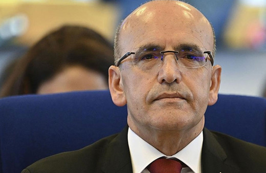 Maliyeden yüksek gelir elde edip düşük vergi ödeyen sporculara "kırmızı kart"