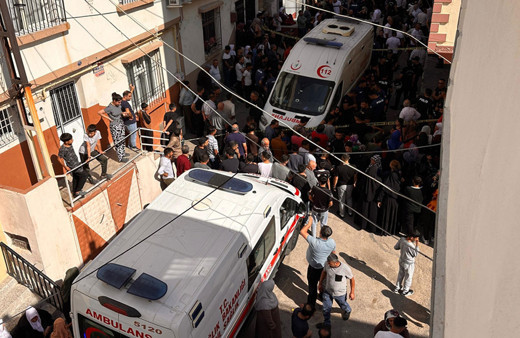  Gaziantep'te baba katliamı! Eşini ve 4 çocuğunu öldürüp intihar etti