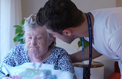 Medipol Sağlık Grubu evde bakım hizmetleri ile hastaların yanında