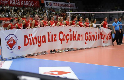 Aras Kargo Spor Kulübü, Sultanlar Ligi coşkusunu yeniden İzmir'e taşıdı