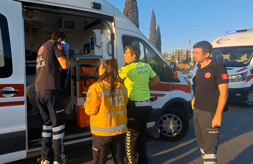 Otobüs ve minibüs çarpıştı! Yaralılar var