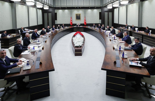 3 ayrı kabine listesi kulislerde dolaşıyor 4 isim tüm listelerde ortak çıktı Abdulkadir Selvi yazdı