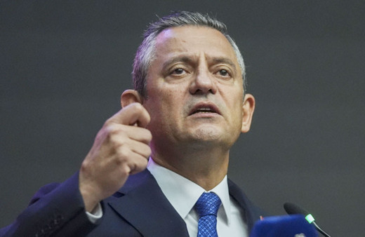 Özgür Özel’den 'yenidoğan çetesi' soruşturmasında adı geçen CHP’li hakkında açıklama