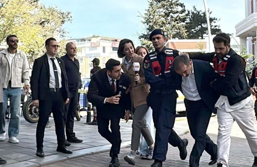 Yenidoğan çetesi soruşturmasında Savcı, kendisini tehdit edenleri böyle izledi, ters kelepçeli geçit yaptırdı